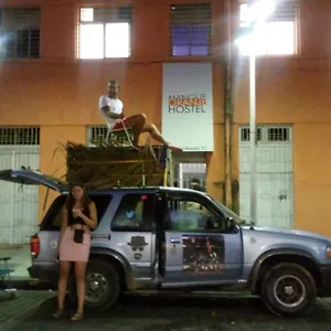 mangue-oranje-hostel.hotels-in-recife.com/